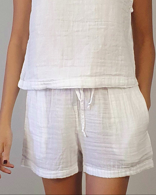 beyaz müslin şort kadın gabi gabrielle